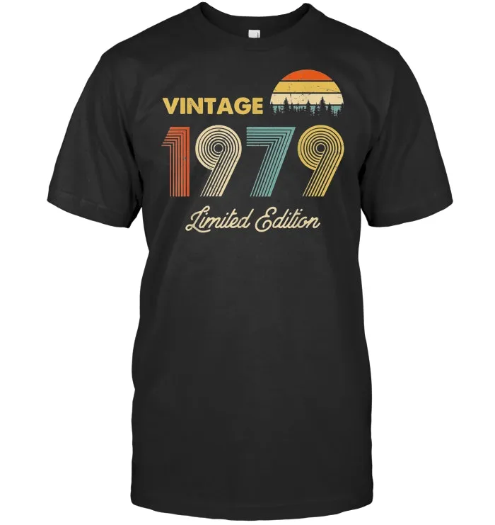 Vintage 1979 40th Birthday Gift for  40 years old Men Women T Shirt